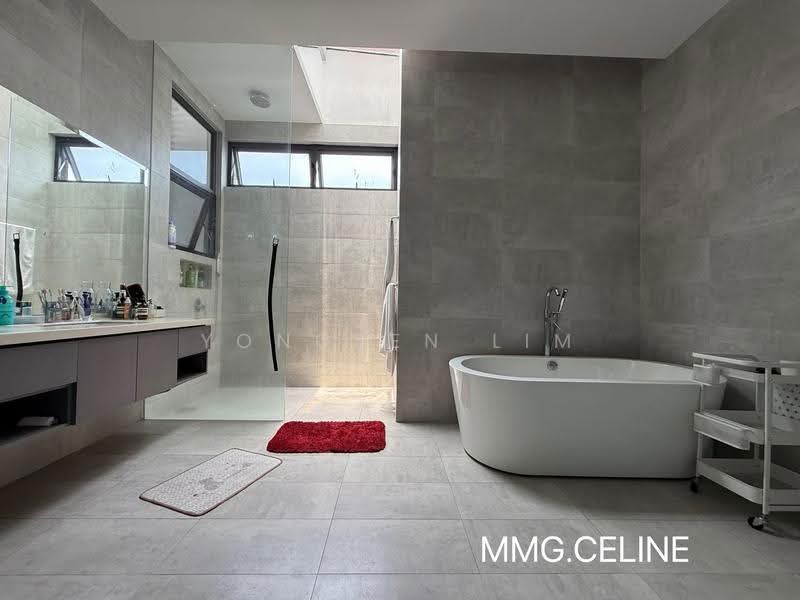 Bungalow House untuk Dijual di Seksyen U1 (Glenmarie) - Yongsen Lim - Bathroom - PropertyGuru.com.my