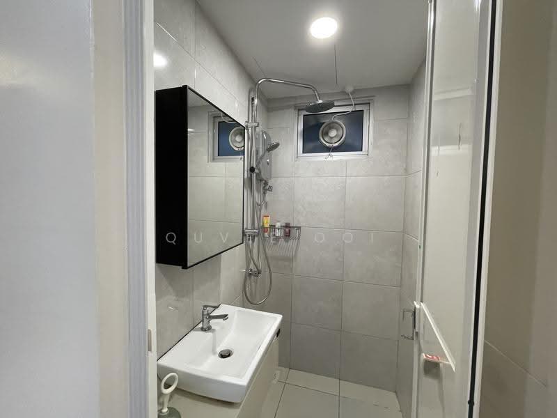Condominium for Rent at TRI PINNACLE - Quvee Ooi - Bathroom - PropertyGuru.com.my
