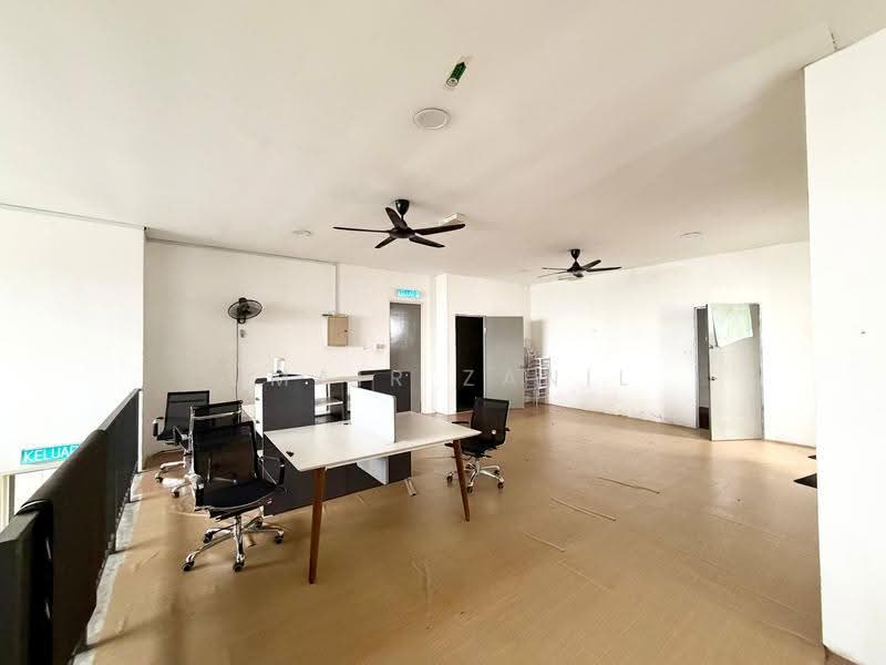 Cluster Factory for Rent in Eco Business Park 1 (Johor Bahru) - UMAIR ZANIL - Interior - PropertyGuru.com.my
