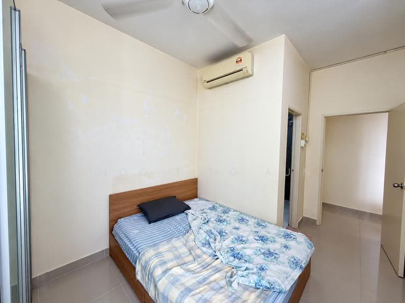 Condominium for Sale at All Seasons Park - Khoo Teng Aun - Bedroom - PropertyGuru.com.my