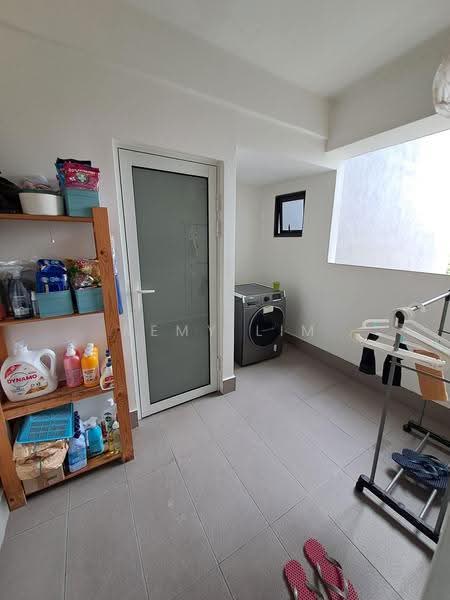 Kondominium untuk Dijual di Royalle Condominium - Remy Lim - Interior - PropertyGuru.com.my