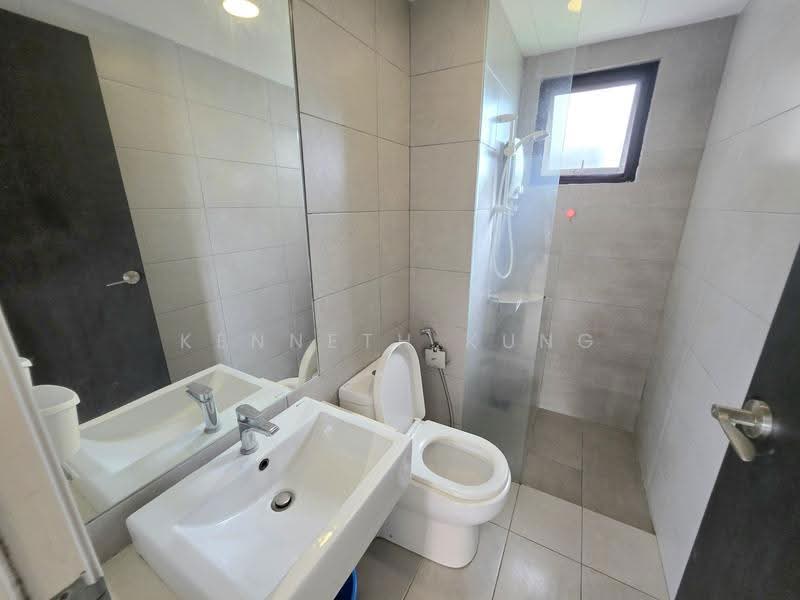 Condominium for Rent at TRI PINNACLE - Kenneth Kung - Bathroom - PropertyGuru.com.my