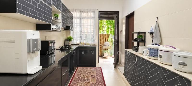 Rumah Teres 2-Tingkat untuk Dijual di Bandar Dato Onn (Tebrau) - Jordan Wong - Kitchen - PropertyGuru.com.my