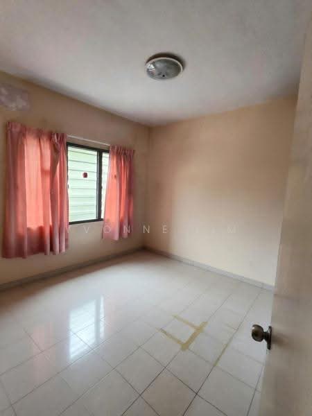 Rumah Flat untuk Dijual di Pangsapuri Seroja - Yvonne Lim - Interior - PropertyGuru.com.my