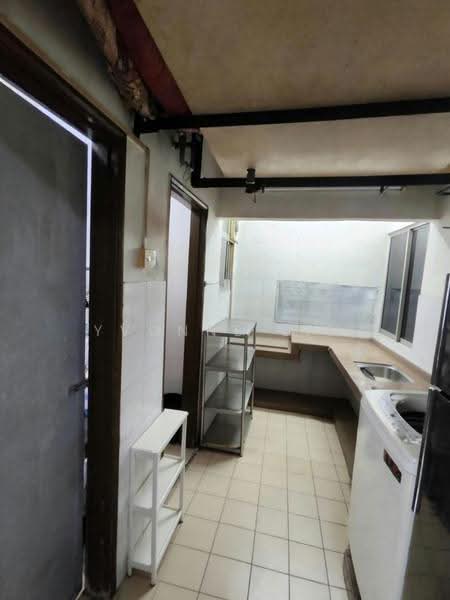 Rumah Flat untuk Dijual di Pangsapuri Seroja - Yvonne Lim - Kitchen - PropertyGuru.com.my