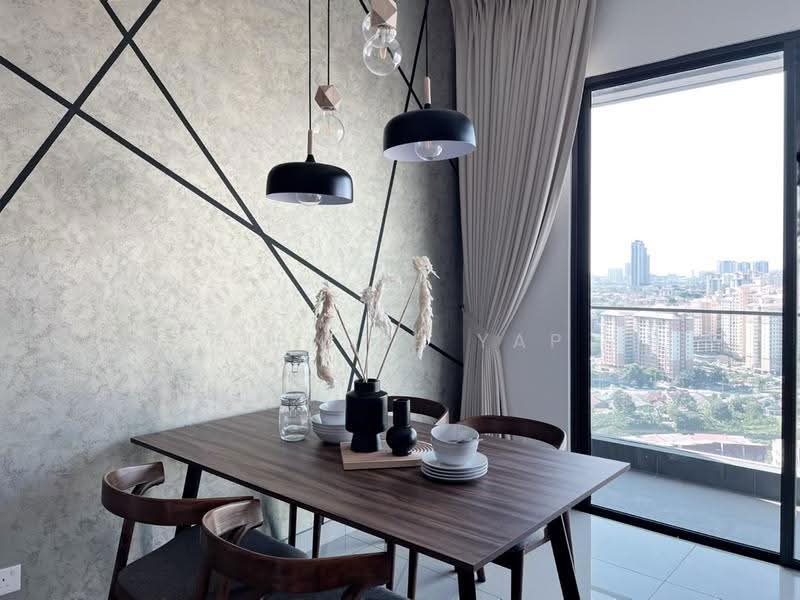 Kediaman Servis untuk Disewa di Citizen @ Old Klang Road - Tien Ee Yap - Dining Room - PropertyGuru.com.my