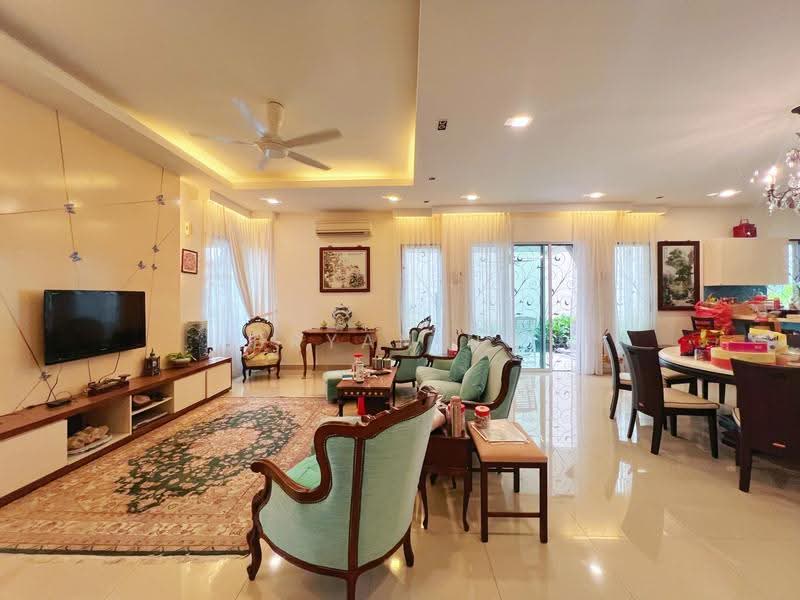 Bungalow House for Sale in Batu 9 (Cheras) - Bryan Ng - Living Room - PropertyGuru.com.my