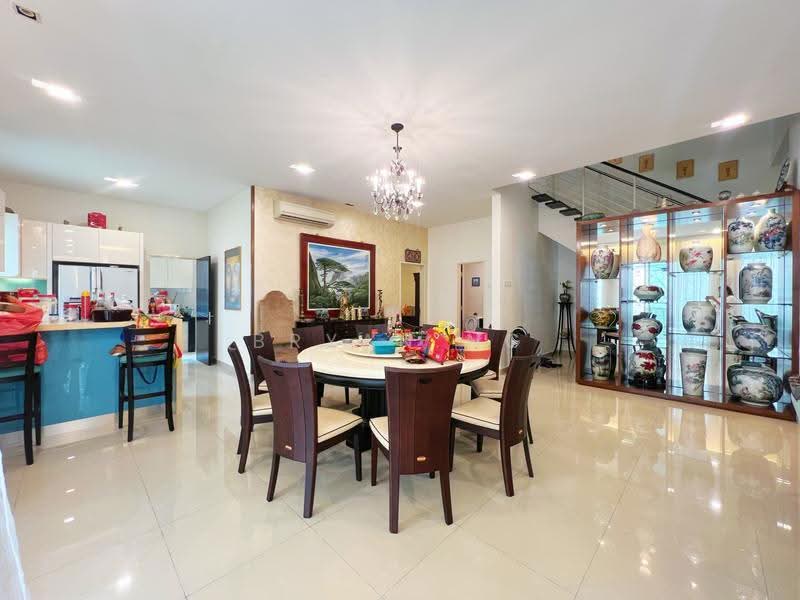 Bungalow House for Sale in Batu 9 (Cheras) - Bryan Ng - Dining Room - PropertyGuru.com.my