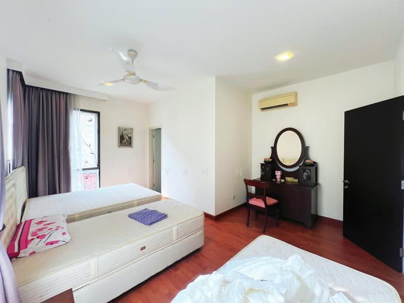 Bungalow House for Sale in Batu 9 (Cheras) - Bryan Ng - Bedroom - PropertyGuru.com.my