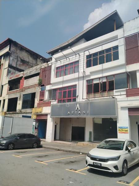 Shop / Office for Rent in Seksyen 7 (Shah Alam) - Sin Liong Toh - Exterior - PropertyGuru.com.my