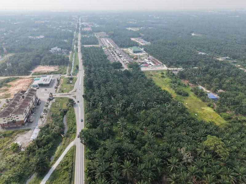 Residential Land for Sale in Kampung Bukit Changgang (Tanjong Duabelas) - Hafiz Yaacob - Exterior - PropertyGuru.com.my