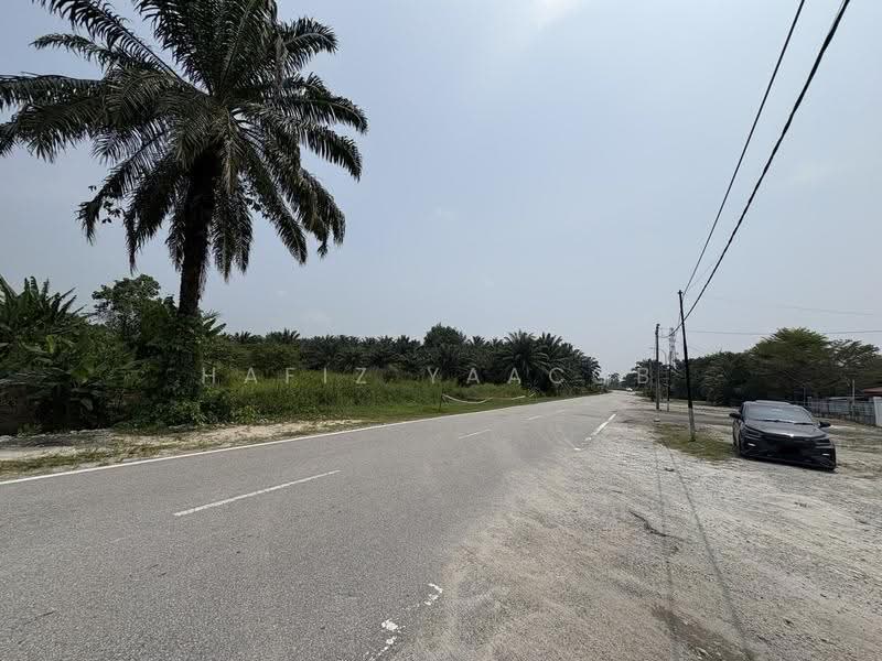 Residential Land for Sale in Kampung Bukit Changgang (Tanjong Duabelas) - Hafiz Yaacob - Exterior - PropertyGuru.com.my