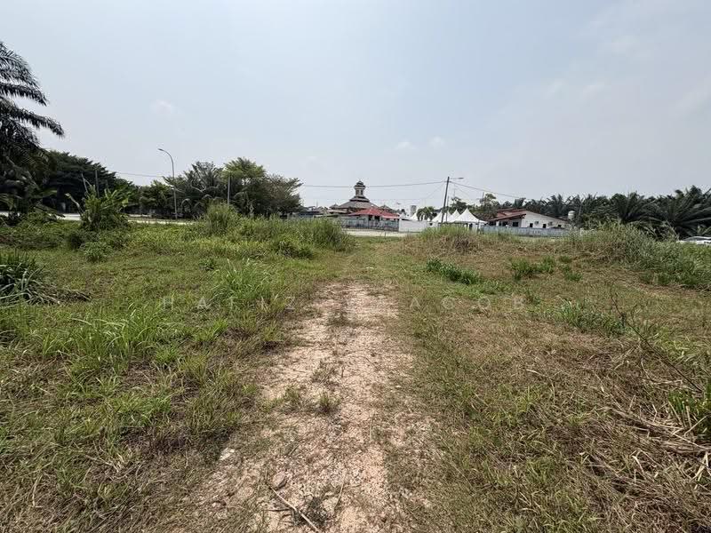 Residential Land for Sale in Kampung Bukit Changgang (Tanjong Duabelas) - Hafiz Yaacob - Exterior - PropertyGuru.com.my