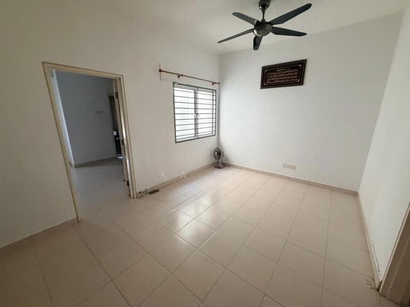2-storey Terraced House for Sale in Bandar Seri Coalfields (Sungai Buloh) - Ka Ee - Interior - PropertyGuru.com.my