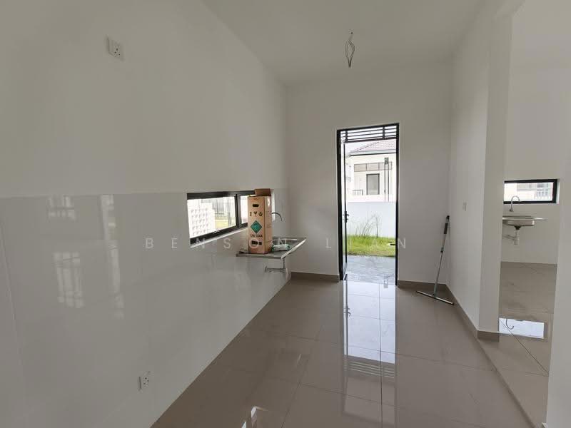 1-storey Terraced House for Rent in Shah Alam (Selangor) - Benson Lian - Kitchen - PropertyGuru.com.my