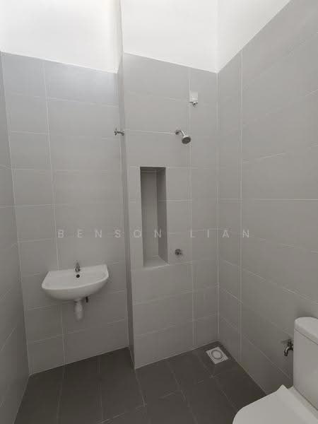 1-storey Terraced House for Rent in Shah Alam (Selangor) - Benson Lian - Bathroom - PropertyGuru.com.my