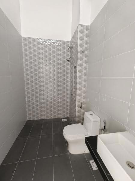 1-storey Terraced House for Rent in Shah Alam (Selangor) - Benson Lian - Bathroom - PropertyGuru.com.my
