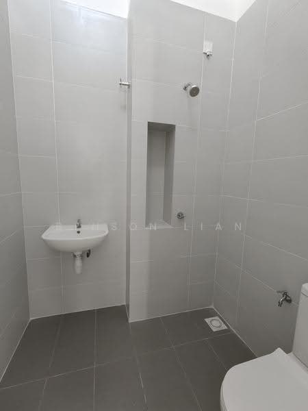 1-storey Terraced House for Rent in Shah Alam (Selangor) - Benson Lian - Bathroom - PropertyGuru.com.my