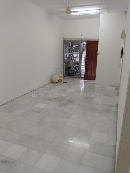 Rumah Teres 1-Tingkat untuk Dijual di Taman Gembira (Jalan Klang Lama (Old Klang Road)) - David Lee - Living Area - PropertyGuru.com.my