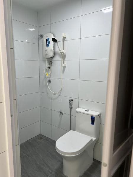 Rumah Teres 2-Tingkat untuk Dijual di Usj 14 (Subang Jaya) - Jeffrey Hoon - Bathroom - PropertyGuru.com.my