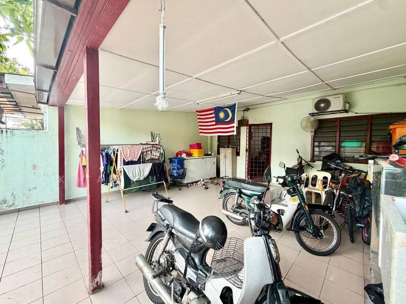 1-storey Terraced House for Sale in Seksyen 17 (Shah Alam) - Muhd Khairulnawawi Kamaruddin - Interior - PropertyGuru.com.my