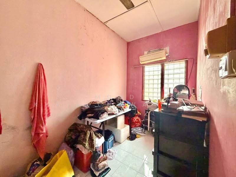 1-storey Terraced House for Sale in Seksyen 17 (Shah Alam) - Muhd Khairulnawawi Kamaruddin - Interior - PropertyGuru.com.my