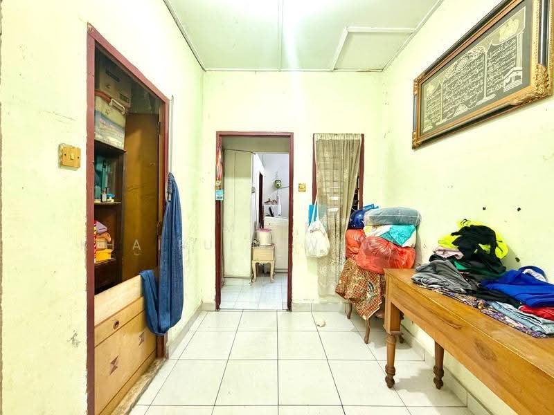 1-storey Terraced House for Sale in Seksyen 17 (Shah Alam) - Muhd Khairulnawawi Kamaruddin - Interior - PropertyGuru.com.my