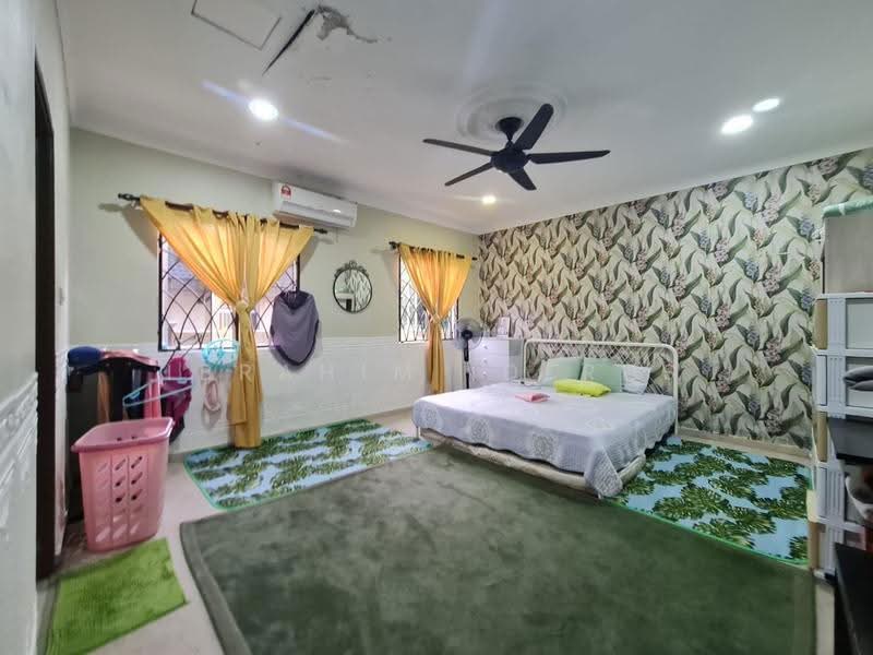 Bungalow House untuk Dijual di Rawang (Selangor) - Ibrahim Iderus - Bedroom - PropertyGuru.com.my