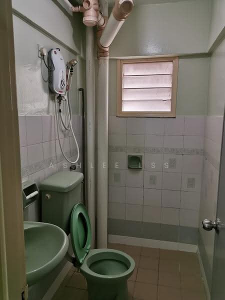 Pangsapuri untuk Dijual di Vantage Point (Menang Ria) - Ashlee LSS - Bathroom - PropertyGuru.com.my
