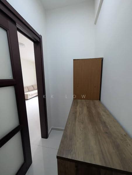 Condominium for Rent at Bay Point @ Country Garden Danga Bay - KK Low - Living Room - PropertyGuru.com.my