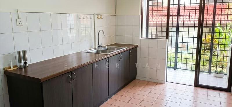 Terraced House for Rent in Bandar Utama (Selangor) - Esther Tan - Kitchen - PropertyGuru.com.my