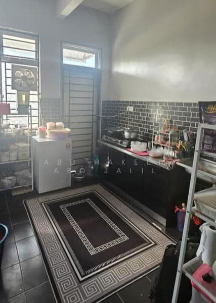 2-storey Terraced House for Sale in Taman Mengkibol (Kluang) - Abd Hakeem Abd Jalil - Kitchen - PropertyGuru.com.my