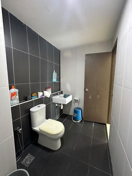 Service Residence for Rent at The Garden Residences - Alfred Yap - Bathroom - PropertyGuru.com.my