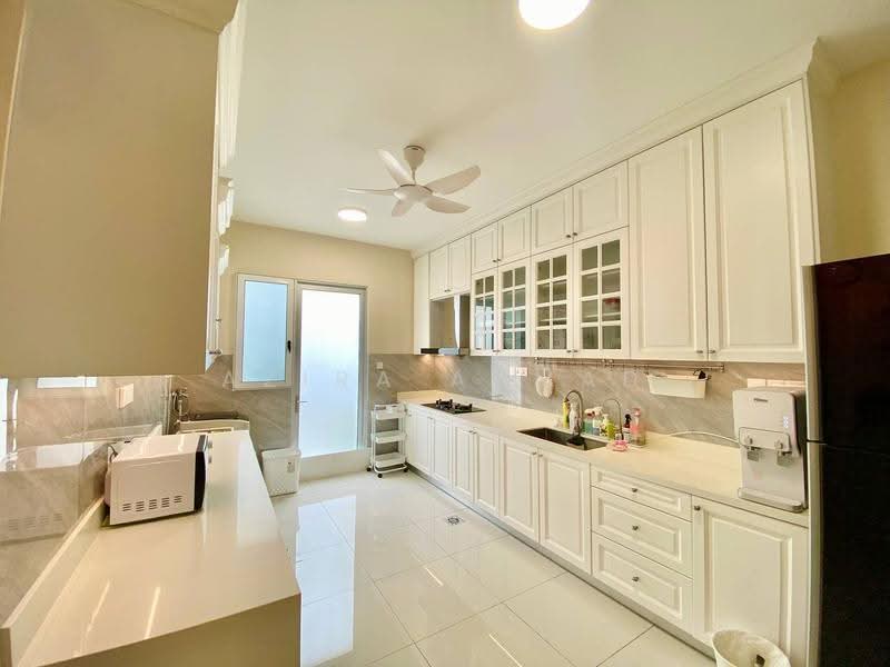 Rumah Teres 2-Tingkat untuk Dijual di Eco Forest (Semenyih) - Azira Ahmad - Kitchen - PropertyGuru.com.my