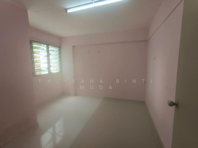 Rumah Flat untuk Dijual di Flat Sri Kota - Faliyana binti Muda - PropertyGuru.com.my