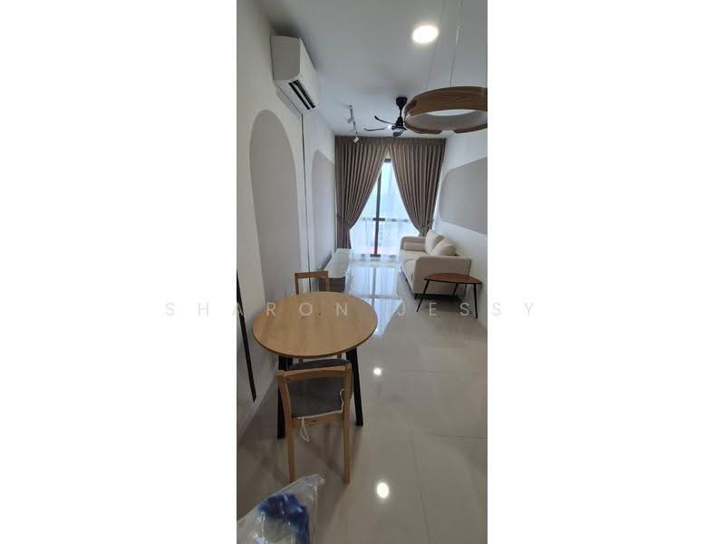 Kediaman Servis untuk Disewa di Edelweiss @ Tropicana Gardens - Sharon Jessy - Living Room - PropertyGuru.com.my