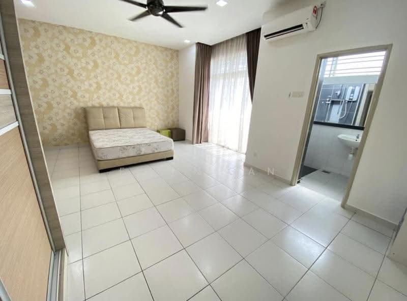 2-storey Terraced House for Sale in Austin (Johor Bahru) - Ethan Gan - Bedroom - PropertyGuru.com.my
