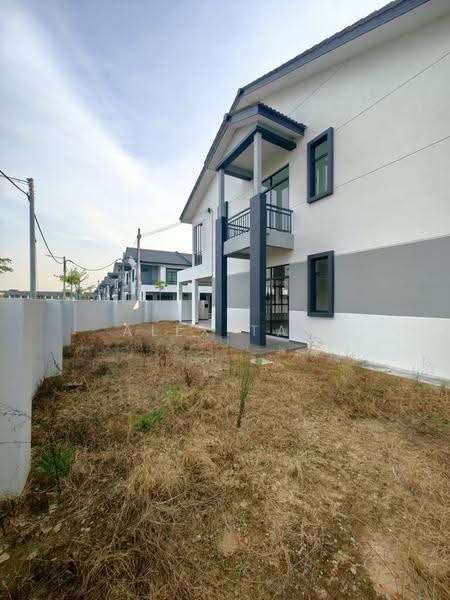 2-storey Terraced House for Sale in Senawang (Negeri Sembilan) - Alex Tan - Exterior - PropertyGuru.com.my