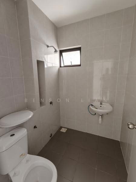 2-storey Terraced House for Rent in Puncak Alam (Selangor) - Benson Lian - Bathroom - PropertyGuru.com.my