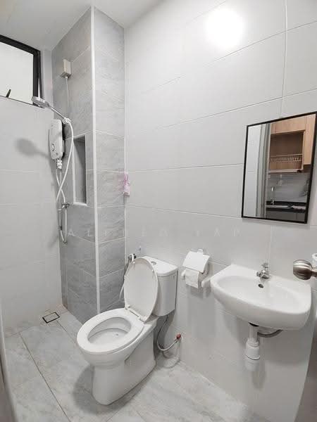 Condominium for Rent at KSL Residence 2 @ Kangkar Tebrau - Alfred Yap - Bathroom - PropertyGuru.com.my