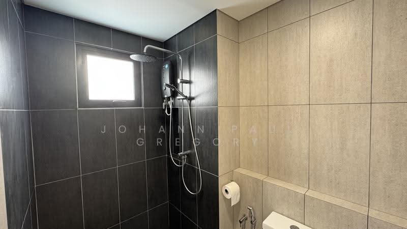 Service Residence for Rent at Teja @ Subang Jaya City Centre (SJCC) - Johann Paul Gregory - Bathroom - PropertyGuru.com.my