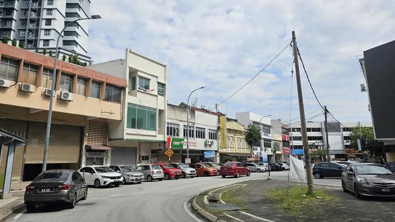 Shop / Office for Sale in Batu 11 (Cheras) - Max Pek - PropertyGuru.com.my