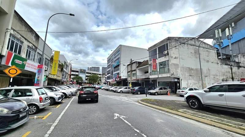 Shop / Office for Sale in Batu 11 (Cheras) - Max Pek - PropertyGuru.com.my