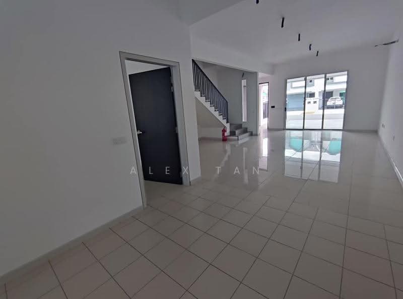 2-storey Terraced House for Sale in Nilai (Negeri Sembilan) - Alex Tan - Living Room - PropertyGuru.com.my