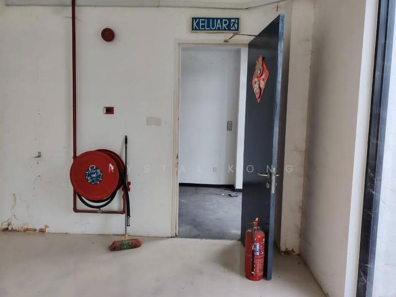 Semi-D Factory for Rent in Eco Business Park 1 (Johor Bahru) - Crystal Kong - Entrance - PropertyGuru.com.my