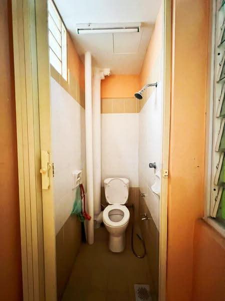 Kondominium untuk Disewa di D'Piazza - Jerry Tan - Bathroom - PropertyGuru.com.my