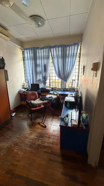 2-storey Terraced House for Sale in Kota Kemuning (Shah Alam) - Winnie Chow - Study - PropertyGuru.com.my
