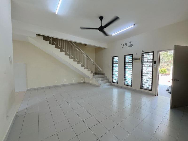 2-storey Terraced House for Sale in Bandar Layangkasa (Pasir Gudang) - Jayden Ng - Living Room - PropertyGuru.com.my