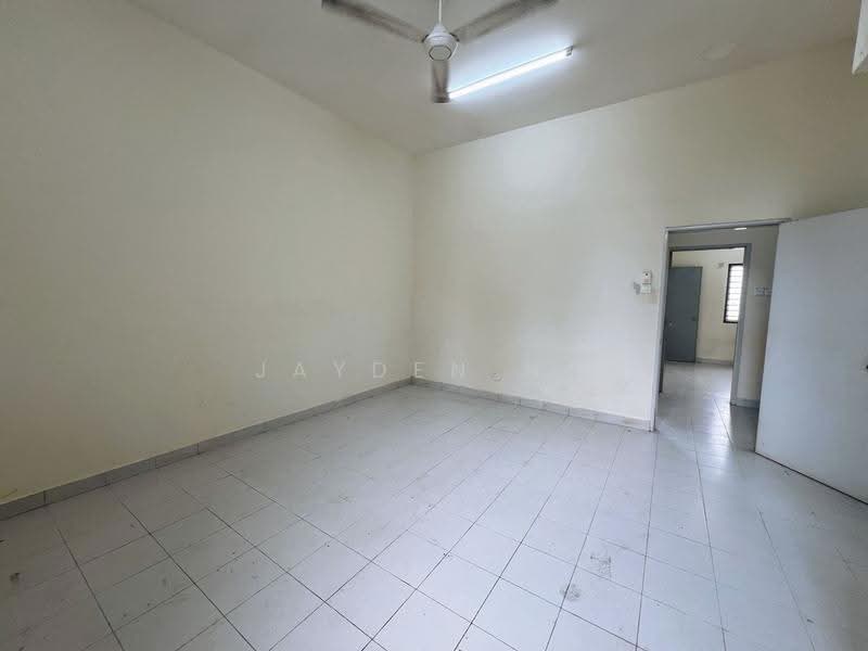 2-storey Terraced House for Sale in Bandar Layangkasa (Pasir Gudang) - Jayden Ng - Interior - PropertyGuru.com.my
