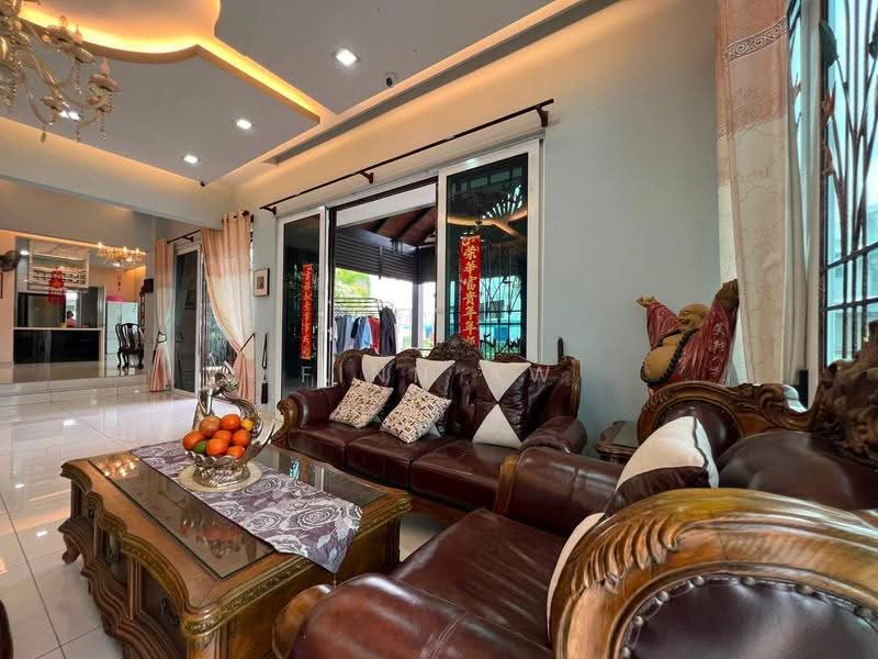 Bungalow House for Sale in Senibong (Permas Jaya) - Finn Aw - Living Room - PropertyGuru.com.my